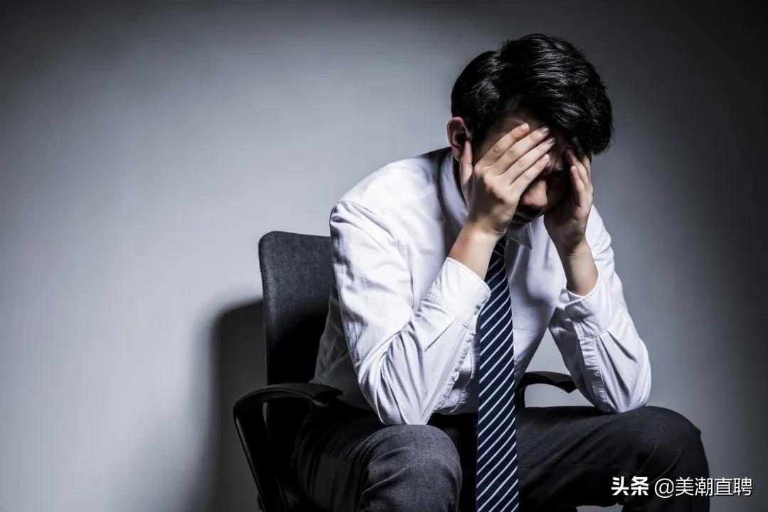 职场健康危机：内卷、996与颈椎病如何影