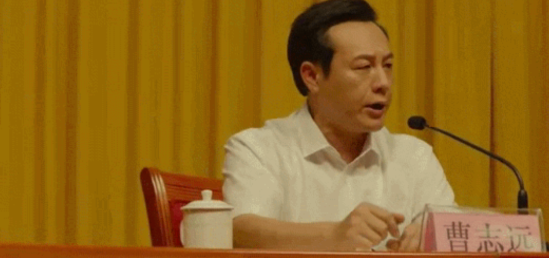 离心运动的两种情况_离心运动定义_离心运动的定义